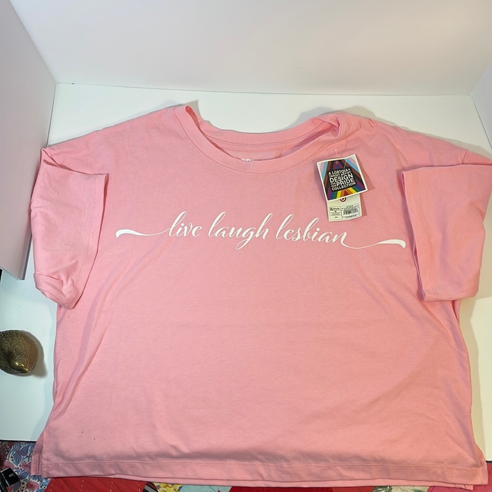 New Live Laugh Lesbian Limited Edition Pride T-Shirt Size Medium